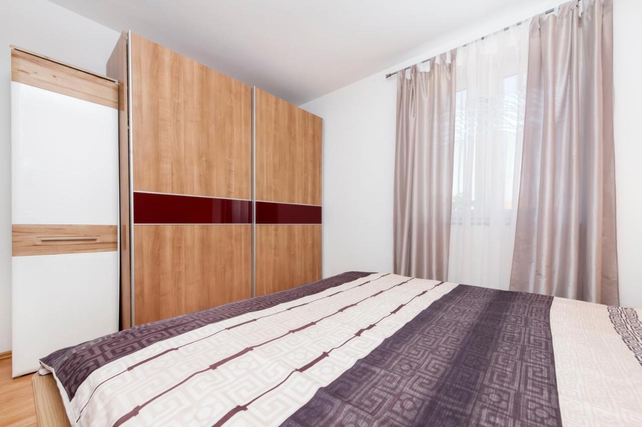 Apartment Deluxe Ρόβινι Εξωτερικό φωτογραφία